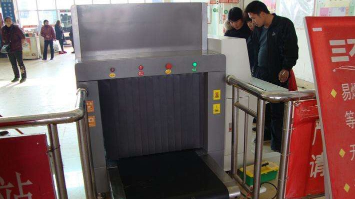 智能安檢機生產(chǎn)廠家認(rèn)準(zhǔn)天眼